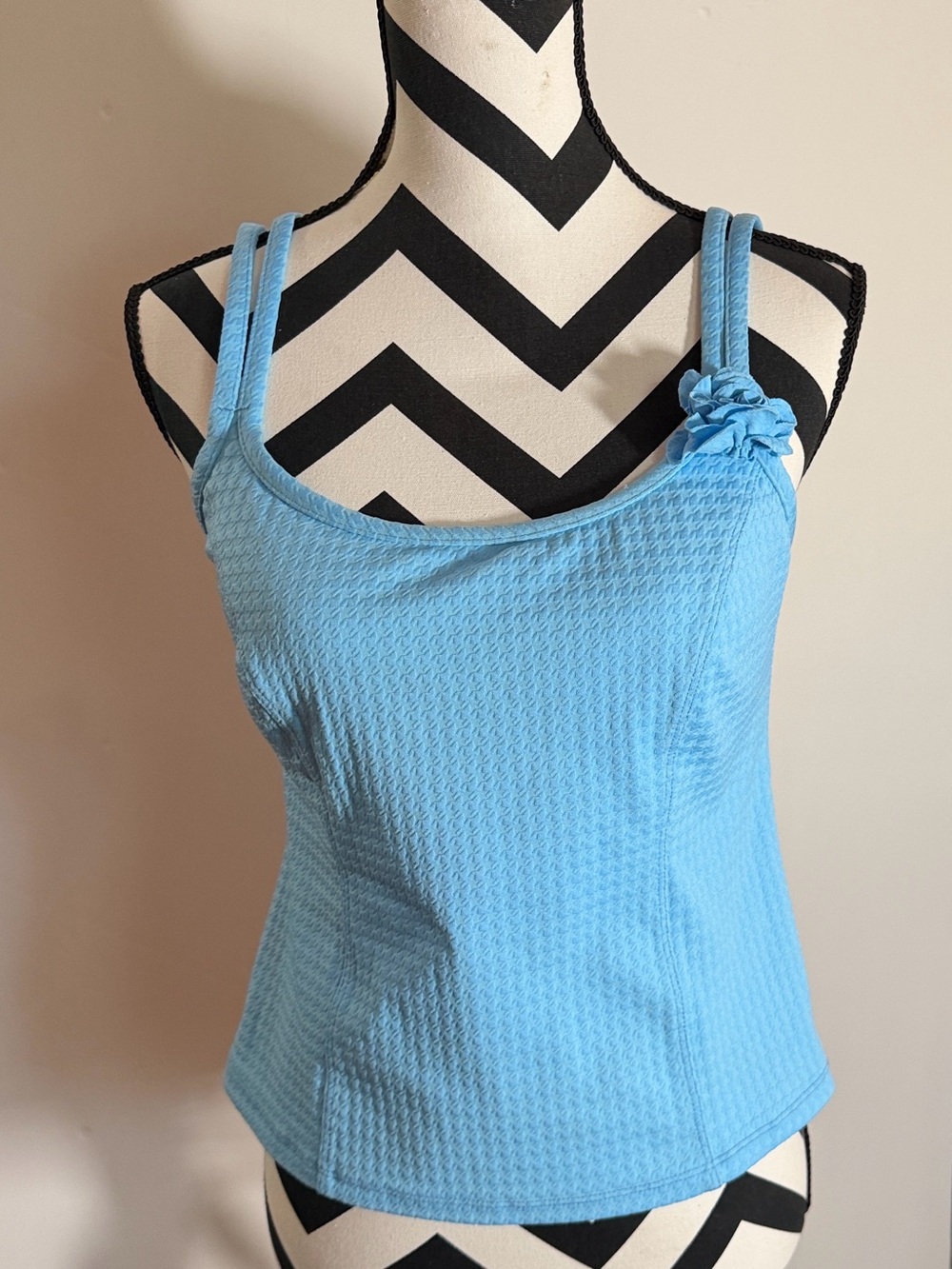 Light Blue Women's Tank Top with Shoulder Flower